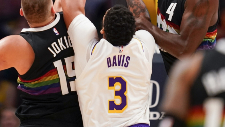 Entoni Dejvis i Nikola Jokić