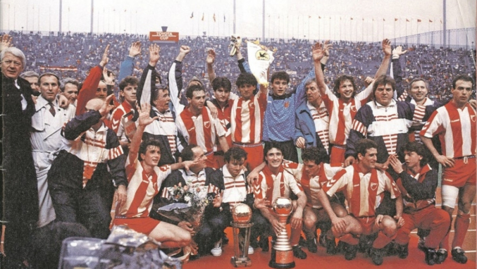 Crvena zvezda na krovu sveta