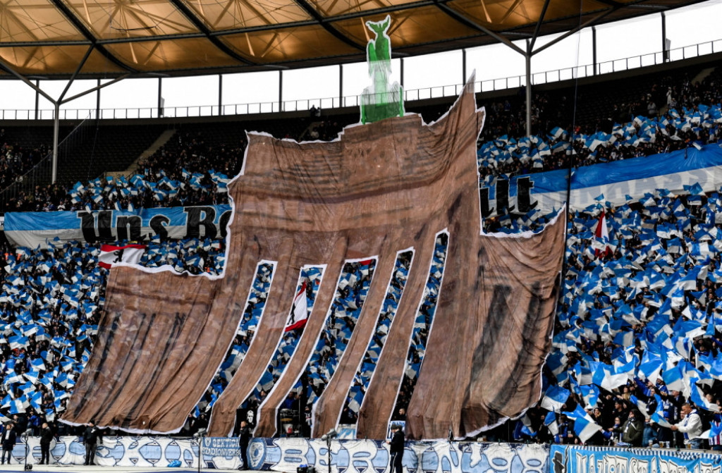 Navijači Herte proslavljaju 30 godina od pada Zida,