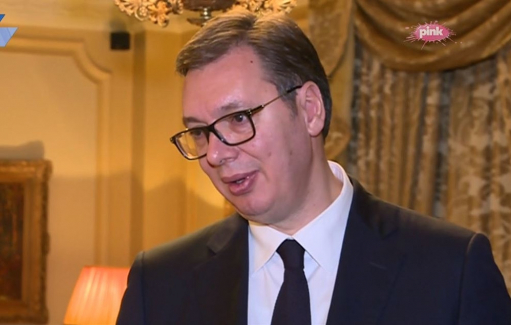 Aleksandar Vučić, Atina