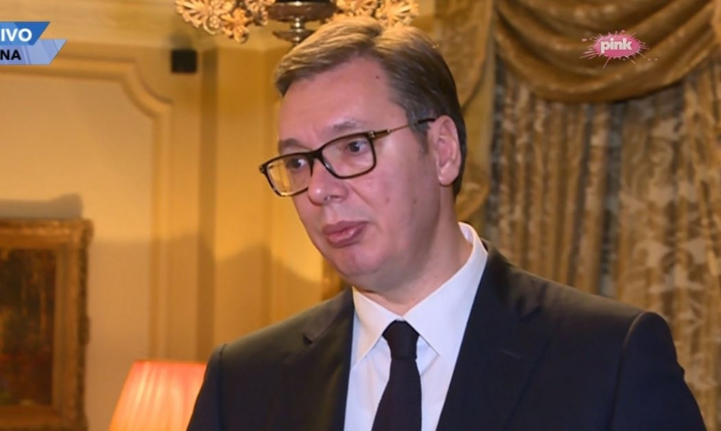 Aleksandar Vučić, Atina