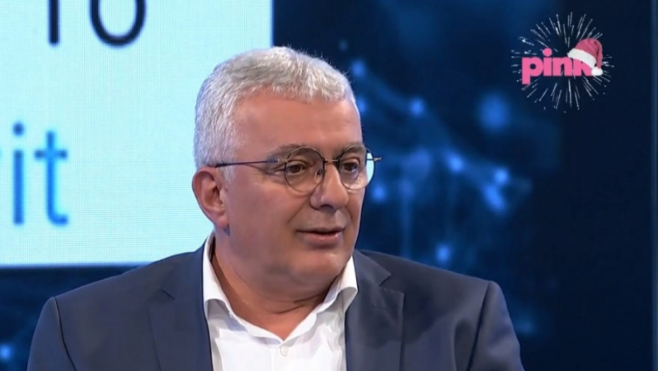 Andrija Mandić, Hit Tvit