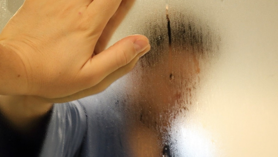 kupatilo, zamagljeno ogledalo