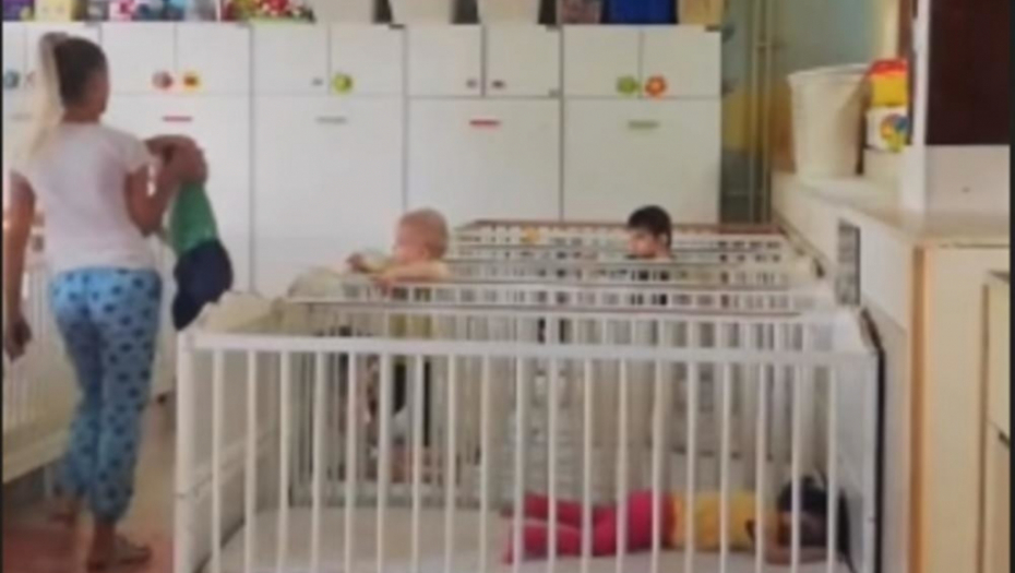 Zvečanska, vaspitačica