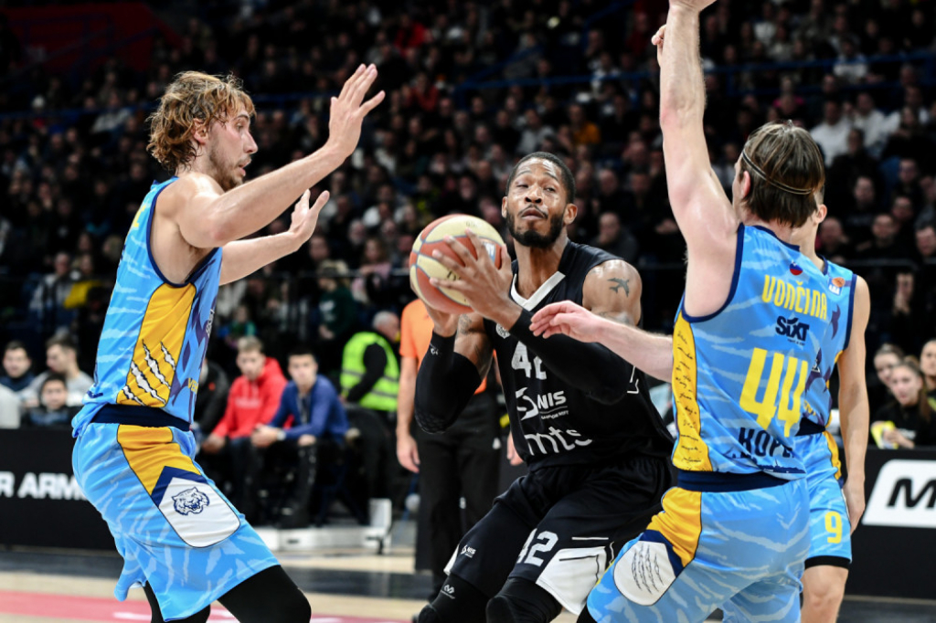 Partizan - Primorska