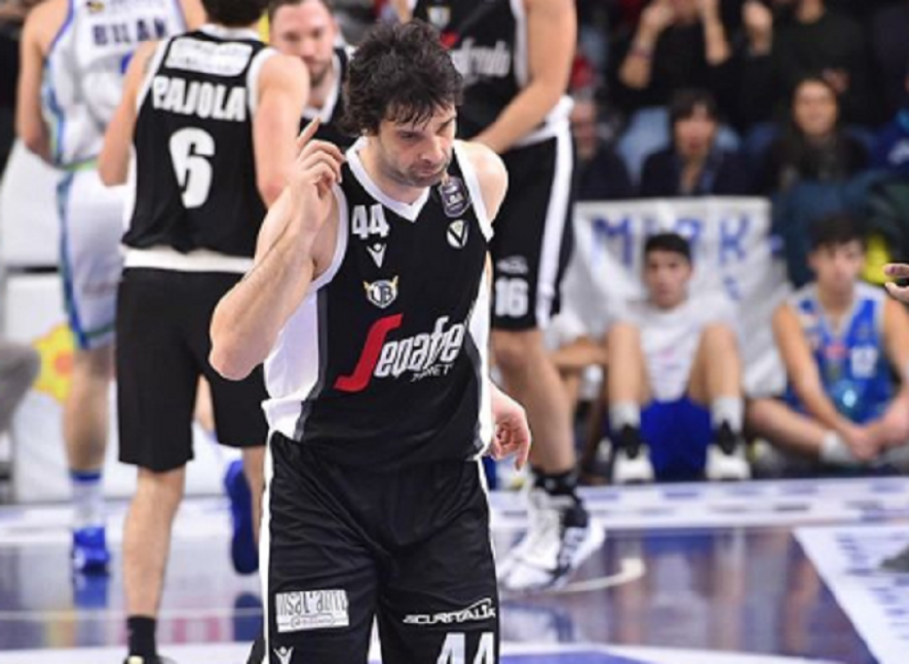 Milo&scaron; Teodosić