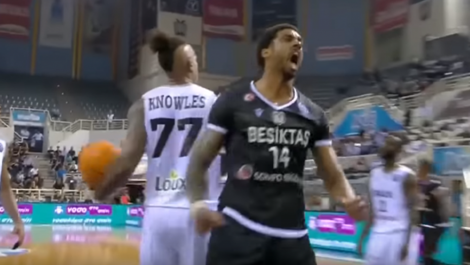 Džejms Majkl Mekadu