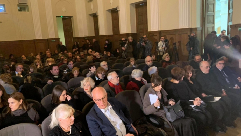 Komemoracija Nede Arnerić