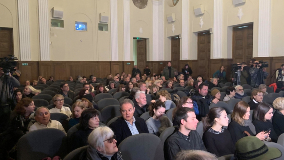 Komemoracija Nede Arnerić