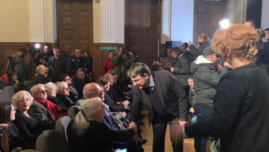 Komemoracija Nede Arnerić