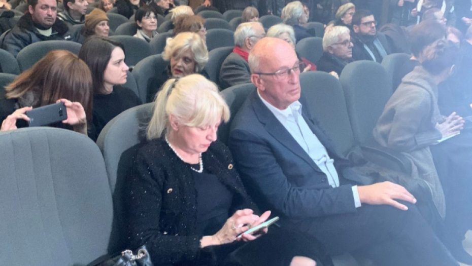 Komemoracija Nede Arnerić