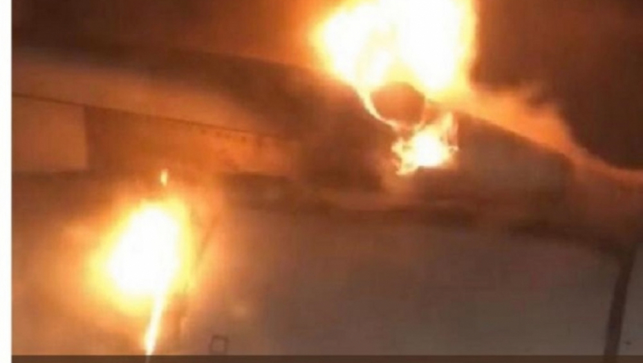 Putnički avion u plamenu