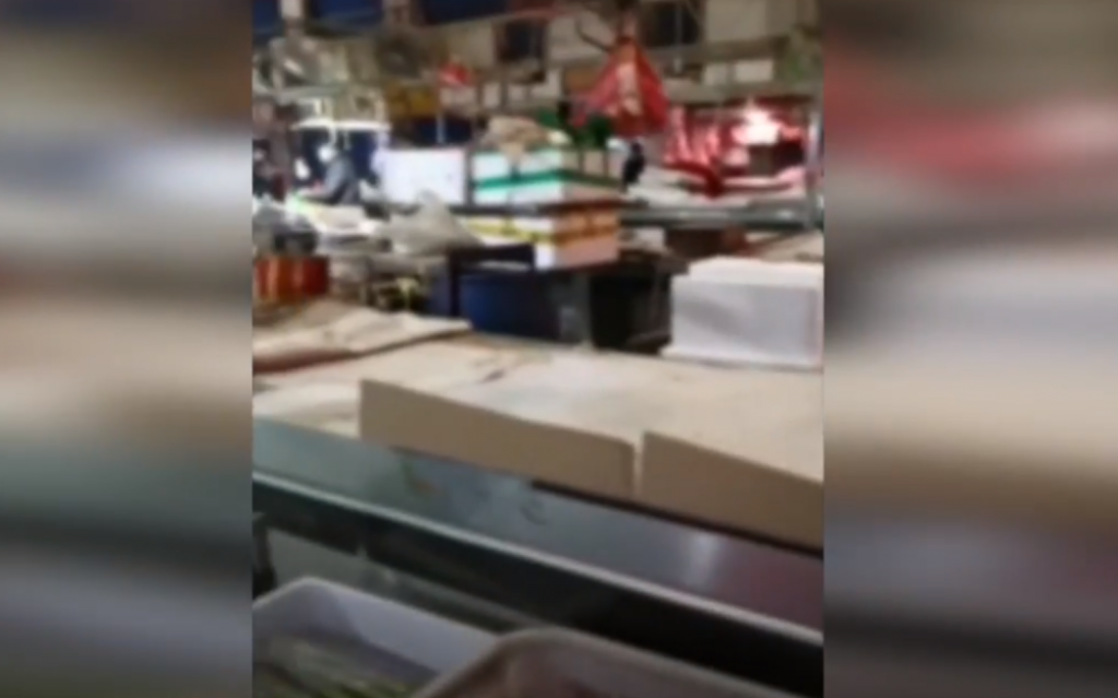 Prazne prodavnice u Vuhanu