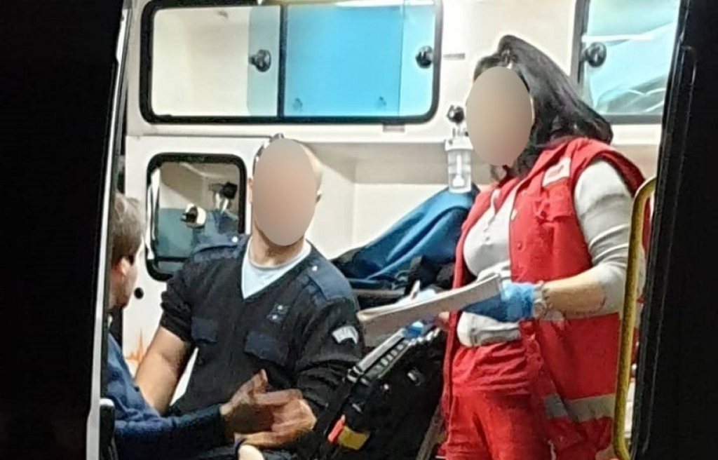 Povređeni policajac