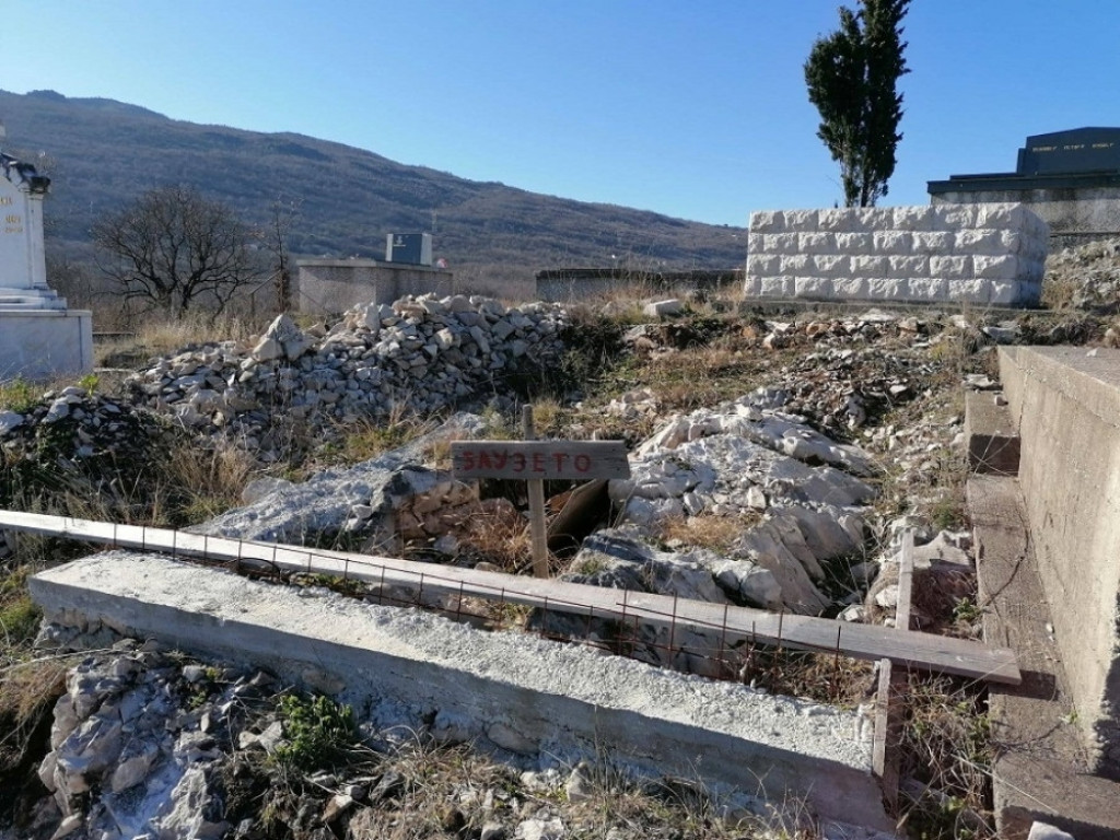 Zoran Filipović nema gde da sahrani preminulo dete