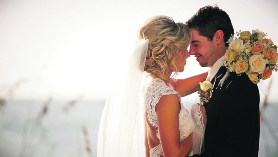 Brak, svadba, mladenci, venčanje