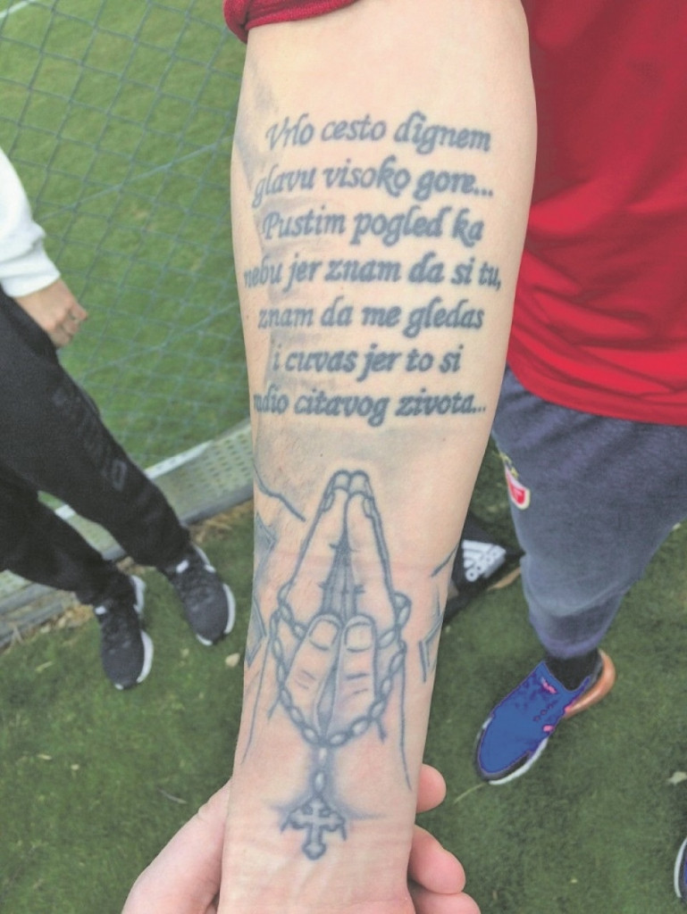 Milan Borjan tetovaža