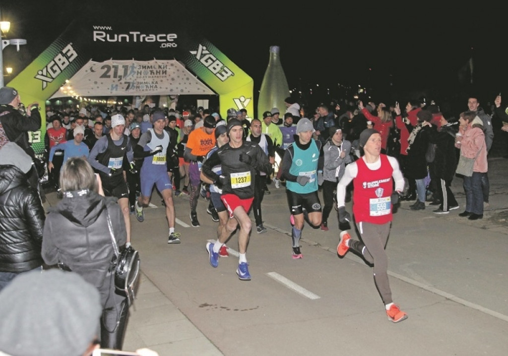 Zimski noćni polumaraton