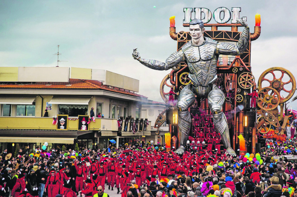 Ronaldo od čelika na karnevalu u Vijaređu