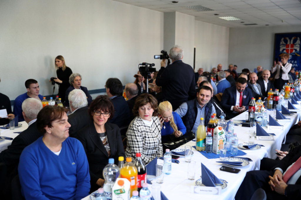 Vojislav Šešelj slava SRS