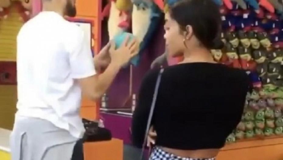 Klej Tompson i Zendaja