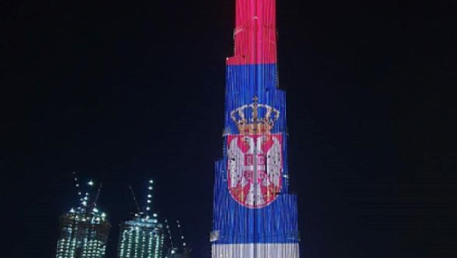 Burdž Kalifa u bojama srpske zastave