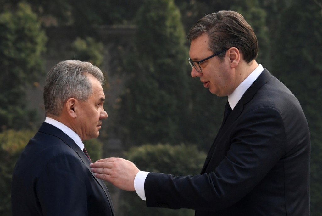 Aleksandar Vučić, Sergej Šojgu