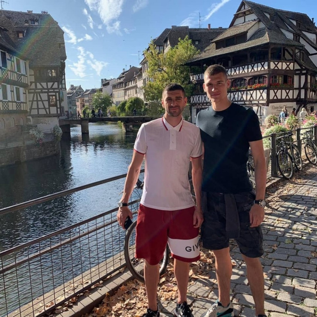 Stefan Mitrović, Pavle Obradović