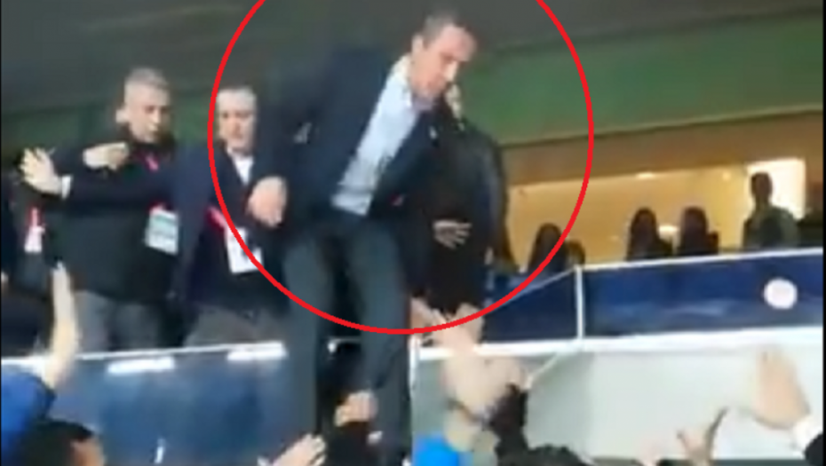 Predsednik Fenera uleće u tuču