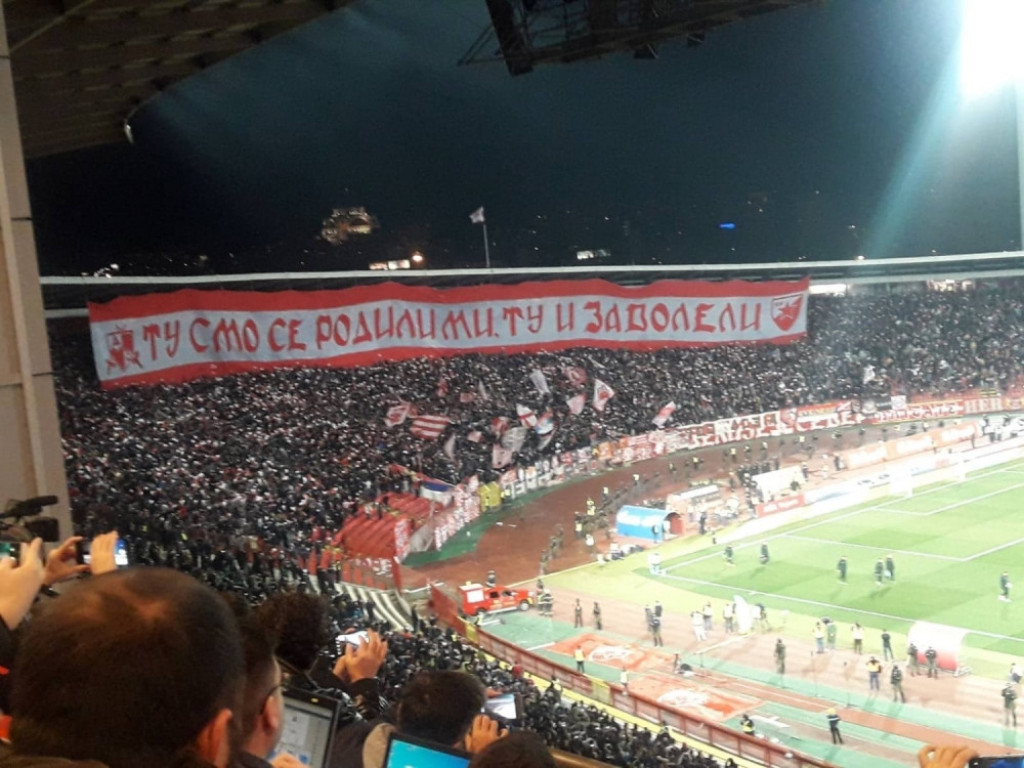 Transparent na severu 162.