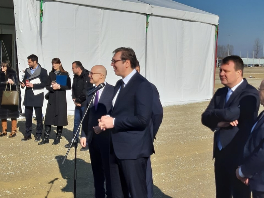 Aleksandar Vučić, Novi Sad