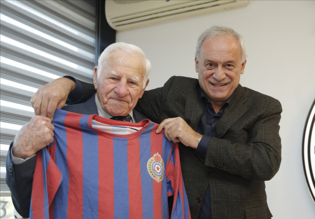 MArko VAlok, Milorad Vučelić