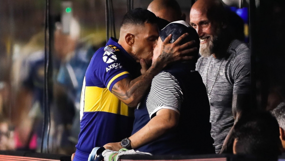 Tevez i Maradona
