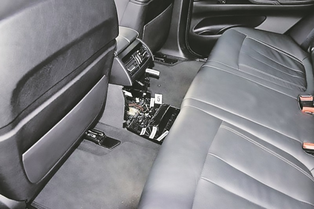 U automobilu je pronađena veća količina droge