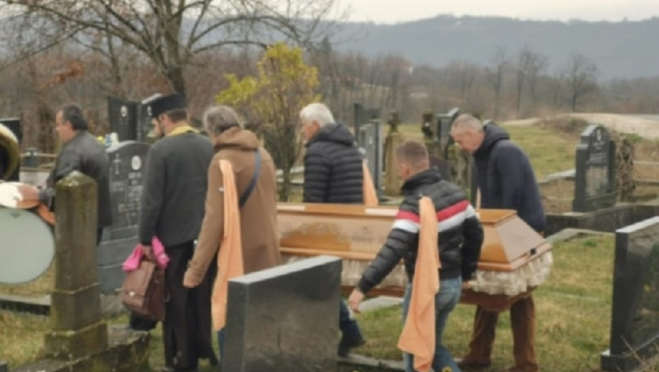 Sahrana Mice Trofrtaljke