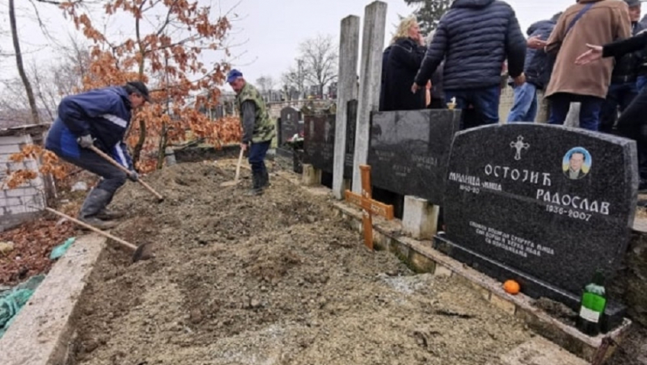 Sahrana Mice Trofrtaljke