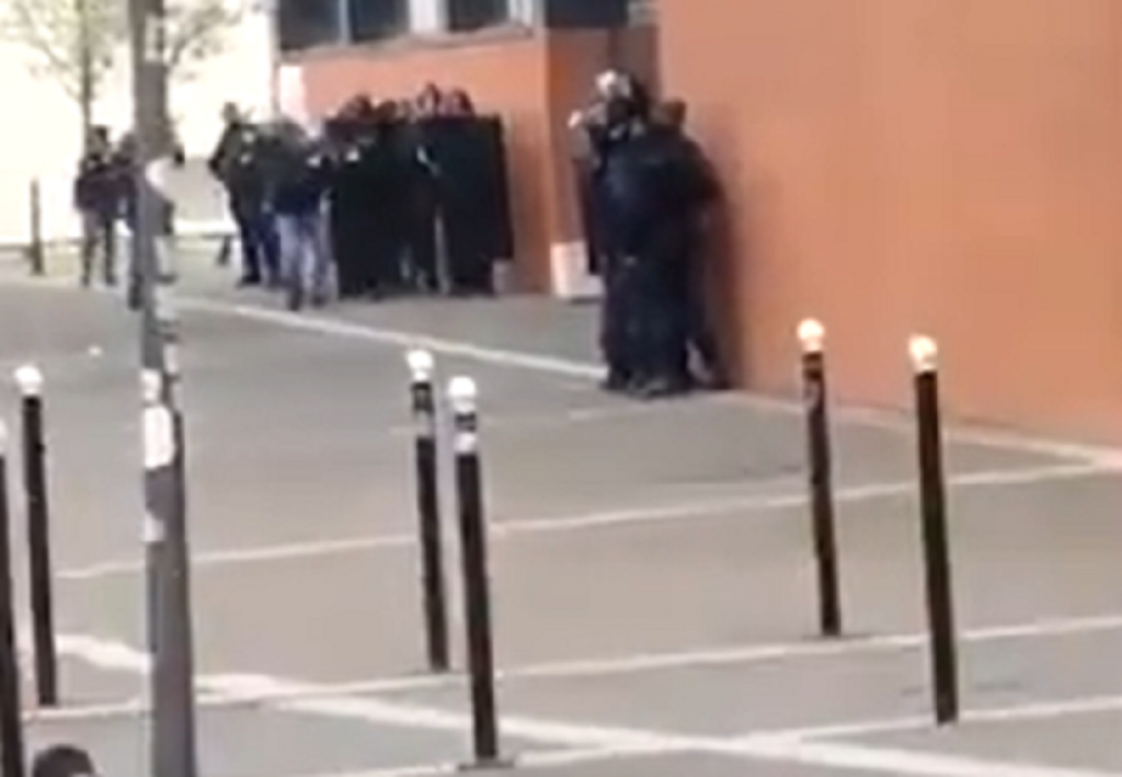 Pariz, talačka kriza