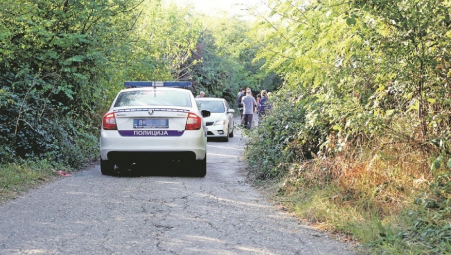 policija, potraga, šuma