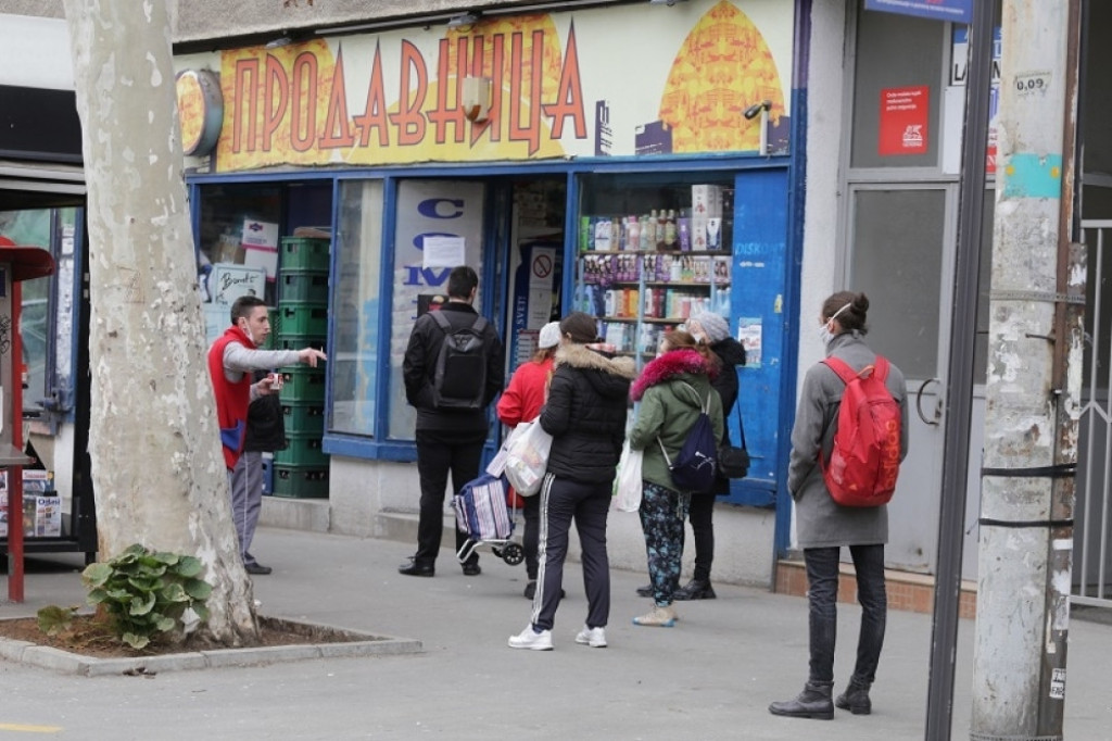 Prodavnice, gužva, potrošači