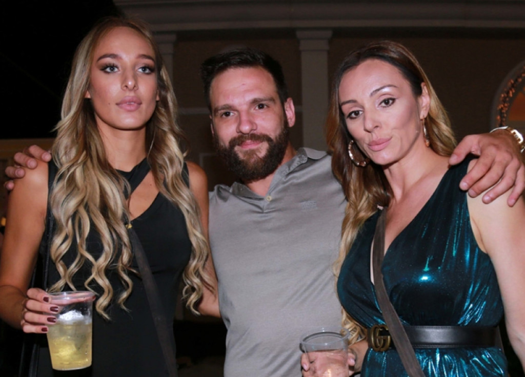 Luna, Andrej i Anabela