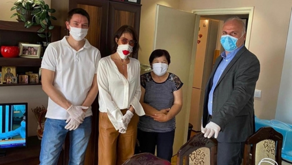 Rodile se trojke na drugi dan Vaskrsa