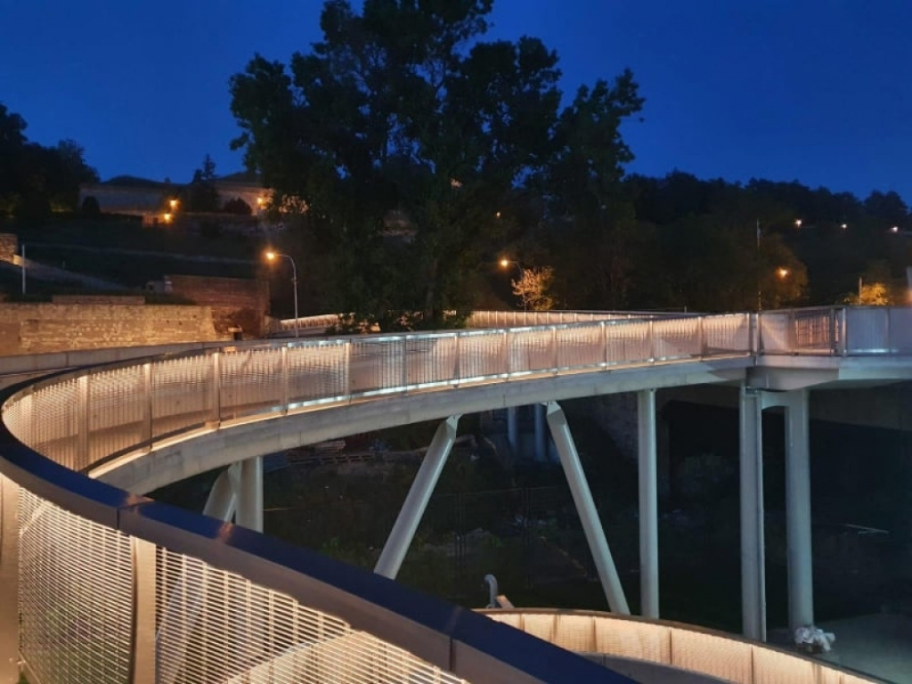 Beogradska tvrđava spojena sa kejom