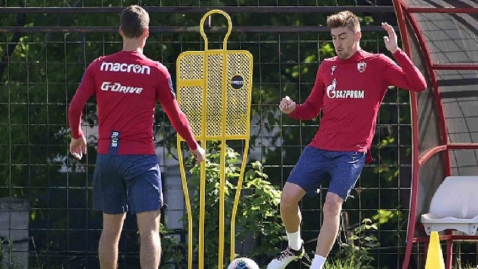 Trening fudbalera Zvezde