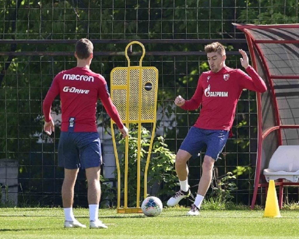 Trening fudbalera Zvezde