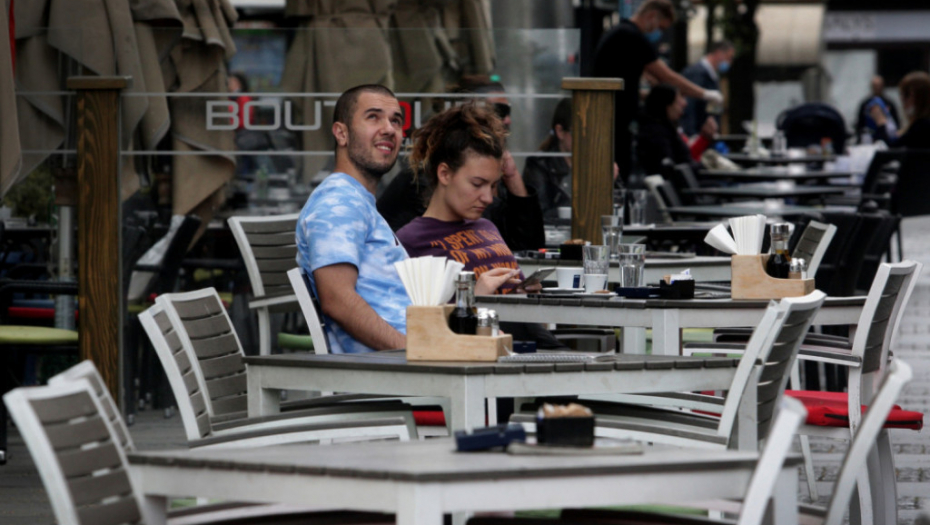 Beograd, šetnja, građani, kafići