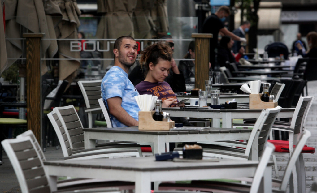 Beograd, šetnja, građani, kafići