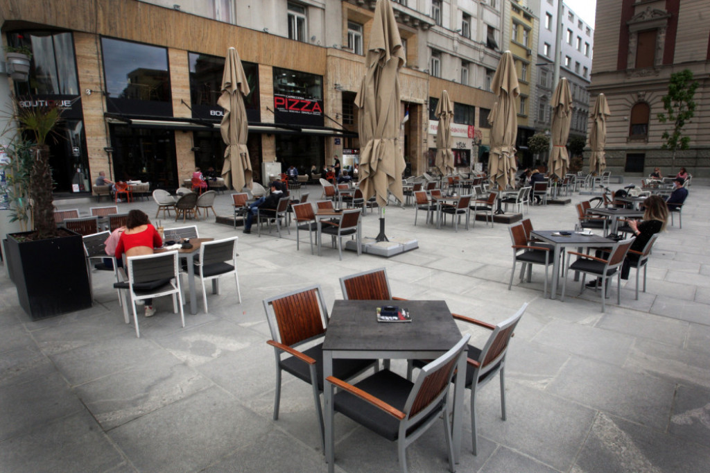 Beograd, šetnja, građani, kafići