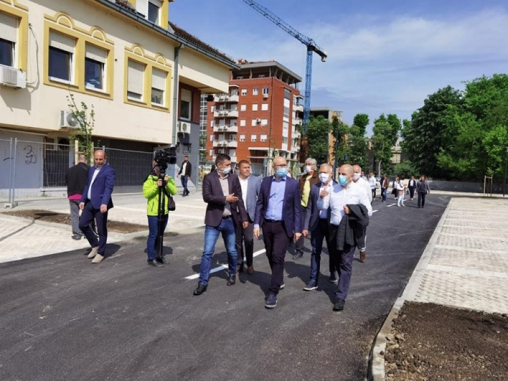 Miloš Vučević na novoizgrađenom parkingu