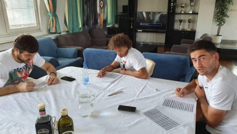 Fudbaleri Partizana rade testove