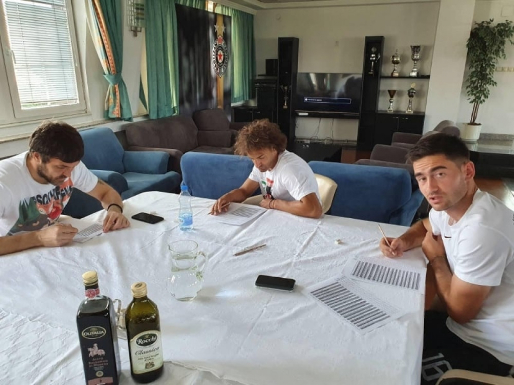 Fudbaleri Partizana rade testove